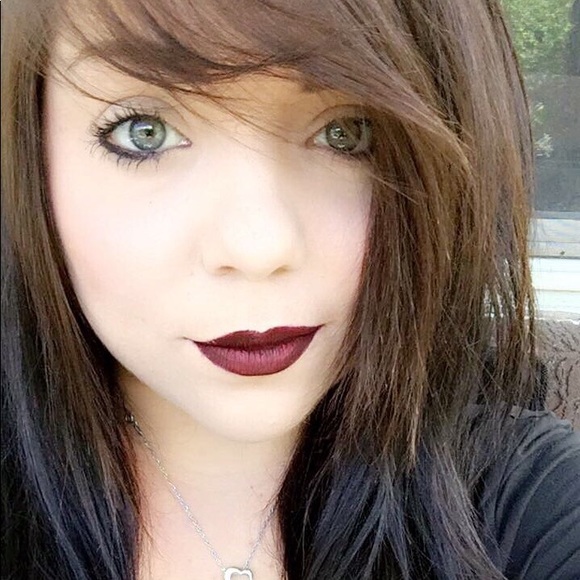 Meet your Posher, Marena - Picture 1 of 2